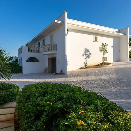 Il Lusso Del Silenzio 4*